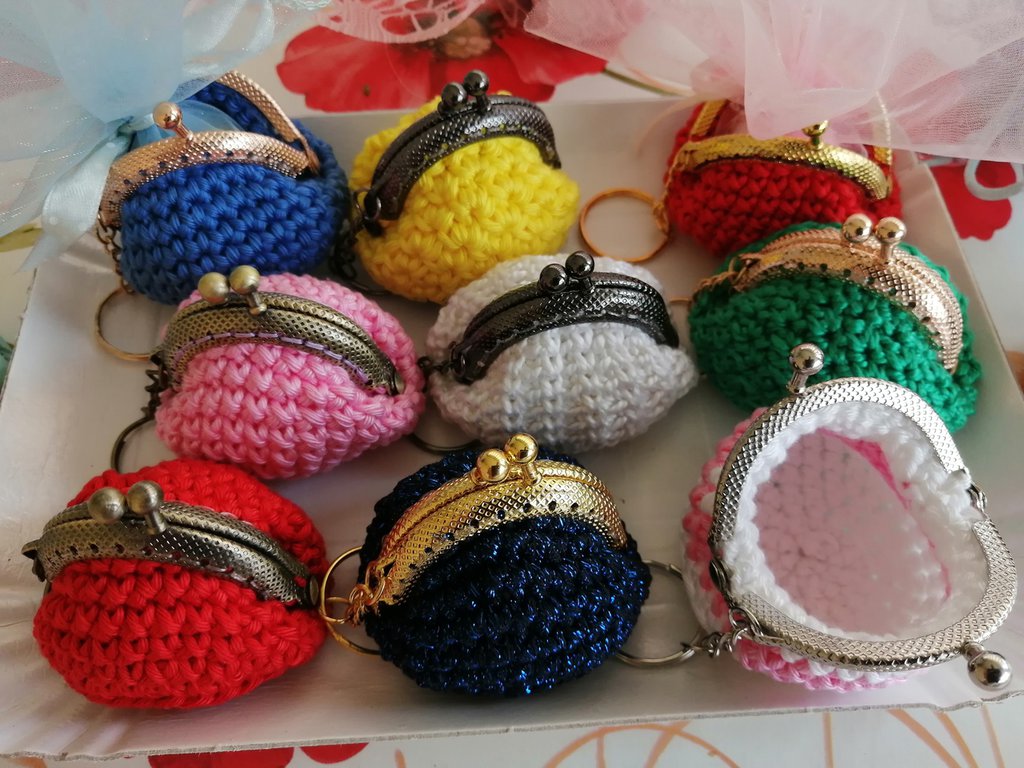Portachiavi A Limone Con Borsellino: Mini Portamonete In Pelle Sintetica Gialla Con Cerniera, Accessorio Moda Fruttato - 3