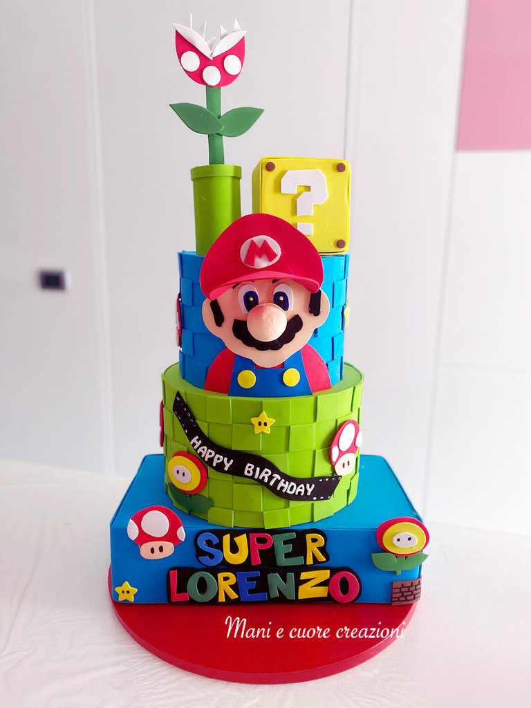 Torta scenografica Super Mario - Cake design - Cake topper - di M