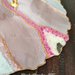 Alzatina in resina geode rosa