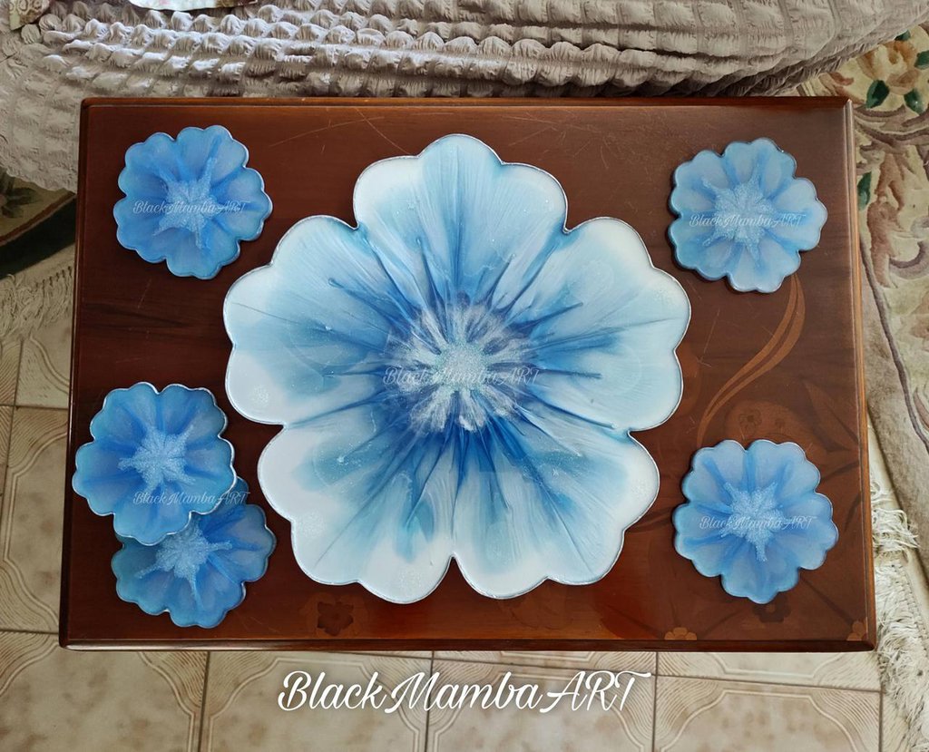 Set Di 4 Sottobicchieri In Resina Cristallo A Forma Di Fiore Con Bordo Rialzato - Decoro Per Tavolo E Scrivania, Nero - 5