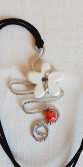 Collana wire e ceramica  bianca e rossa