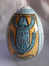 Uovo in ceramica di castelli bocciardata raffigurante il terzo cielo di Castelli cm 12 