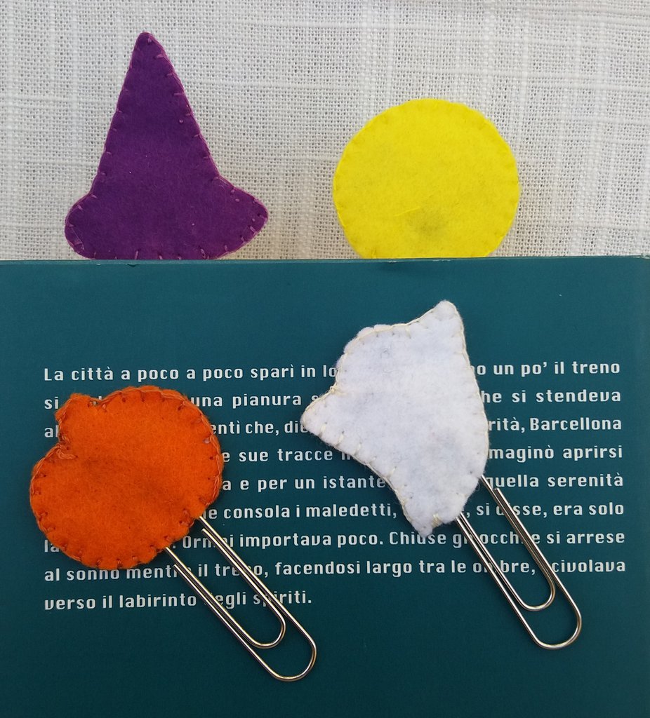 Set Di Segnalibri Pasquali O Modelli Di Biglietti Di Auguri. Manifesti O Invi Per Le Vacanze Primaverili Verticali Cornice Verde Image209774453
