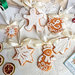 biscotti finti decorati, biscotti natalizi da appendere, biscotti natalizi in porcellana fredda, segnaposto di Natale in porcellana fredda