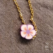 Collana con fiorellino lilla in argilla polimerica