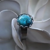 anello con minimondo azzurro