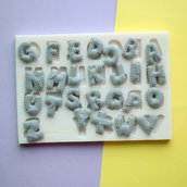 stampo in silicone alfabeto  effetto maglia