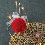 Pallina di Natale all'uncinetto in finto pelo - 6 cm