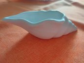 vasetto in polvere di ceramica a forma di conchiglia 
