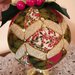 Kimekomi ball - decorazione natalizia - palla per albero di natale con bacche rosse