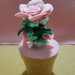 Vasetto in pannolenci con applicazioni floreali, colore 🎀 rosa.