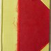 Diario rosso e giallo con cuore in pietra e segna-pagina con conchiglia