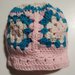 Cappellino granny, cappellino piastrelle uncinetto, cappellino fatto a mano