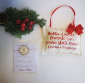 Bottone e cuscino Babbo Natale