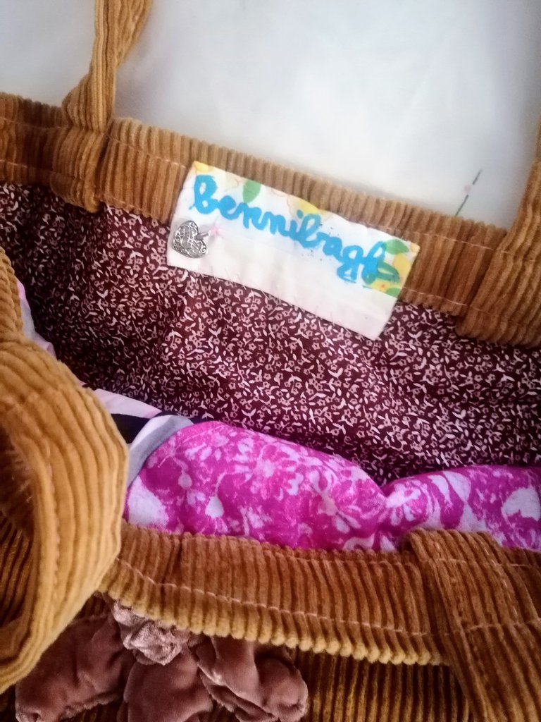 Profilo Angolare In PVC Rigido Autoadesivo - Protezione Muri E Bordi, 50x50mm, 100cm, Marrone - Foto 5