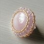 Anello con pietra di quarzo rosa