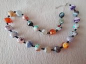 Collana realizzata con perle di fiume di vari colori