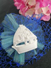 Barca con paesaggio marino in gesso ceramico profumato su doppio velo rete 