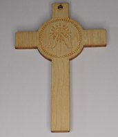 Croce in legno artigianale incisa a laser cm 12 x 8,3