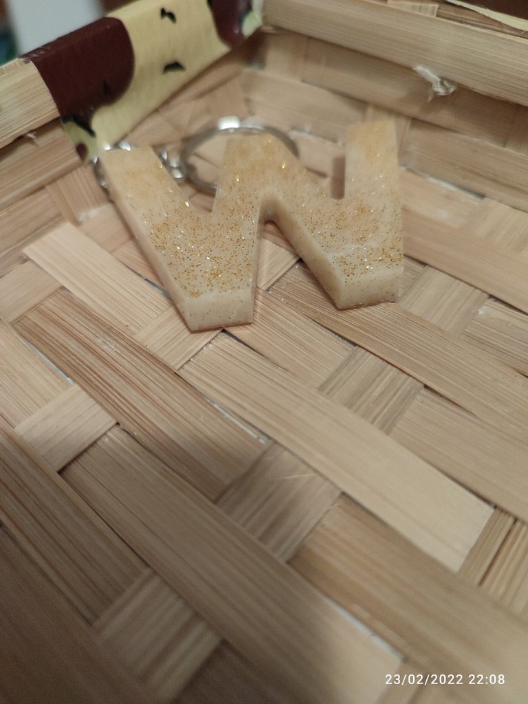 Portachiavi Con Iniziale Lettera N E Nappa Blu | Ciondolo A Forma Di Cuore In Resina E Metallo | Accessorio Borsa O Zaino | Portachiavi Regalo Per Donna - 2