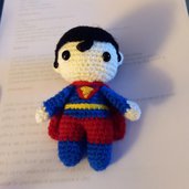Superman amigurumi bomboniera 