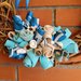 Ghirlanda decorativa di tralci di vite, fuoriporta,  boccioli cuciti a mano, azzurro, acquamarina