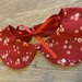 Colletto staccabile tondo fiori di ciliegio rosso
