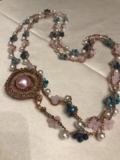 collana crochet con perle e cristalli