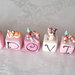cake topper cubi animali del bosco in scala di rosa 8 cubi 8 lettere