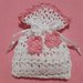 Sacchettino portaconfetti 🤍💗 bianco/rosa traforato, con laccetto🎀decoro con piccoli fiori 🌸🌸