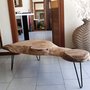 Tavolino in legno massello di cedro, gambe in ferro. Pezzo unico 