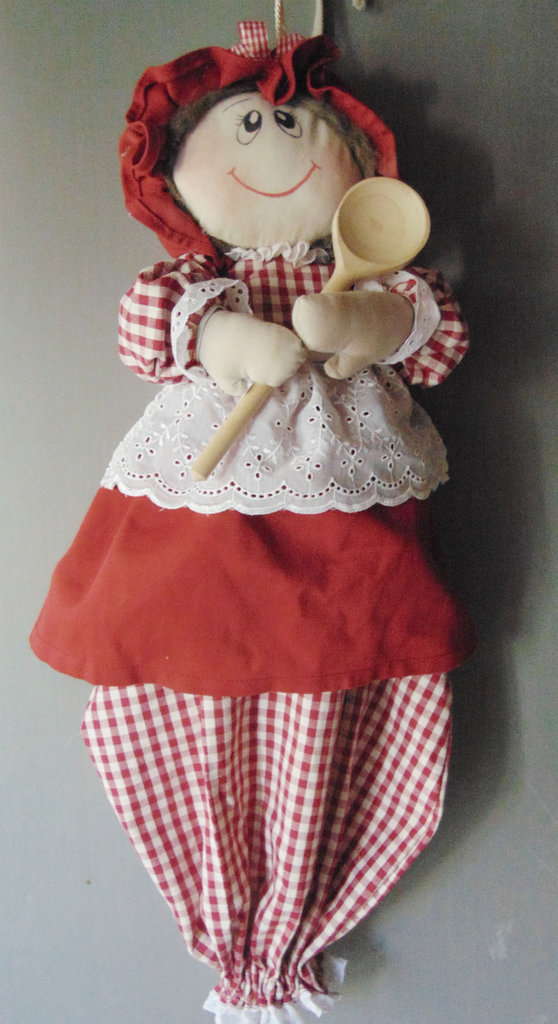 Bambola porta sacchetti e bustine - Per la casa e per te - Cucina 