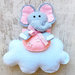 fiocco nascita o fioriporta in pannolenci a forma di mongolfiera che trasporta un elefante Dumbo e nuvole 