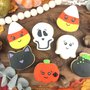 Biscotti di Halloween decorati con ghiaccia reale