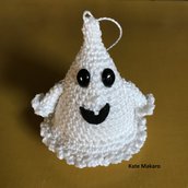 Pattern crochet Halloween  mini ghost tutorial by Kate Makaro