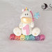 Cake topper unicorno su cubi nome arcobaleno personalizzabile per compleanno bimba 7 lettere
