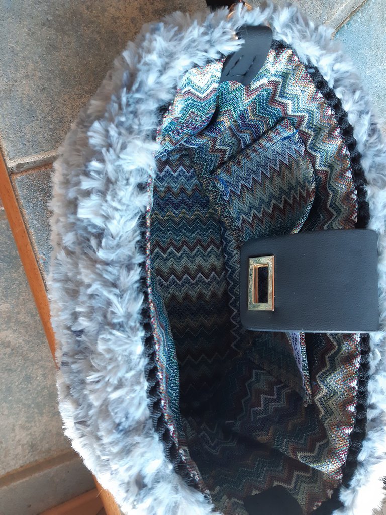 Borsa A Tracolla Nera Con Portachiavi Panda - Impermeabile, Regolabile, 22x16,5x4 Cm, Per Viaggi E Quotidiano - Foto 5