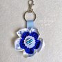 Portachiavi fiore azzurro charm da borsa fatto a mano 