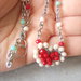 Collana donna wire in acciaio inossidabile con cristalli rossi , color tiffany e avorio, con ciondolo a forma di cuore 