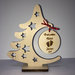 Albero di Natale appendipallina in legno con pallina personalizzata. Taglio laser