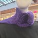 Scaldacollo fatto a mano in lana merinos color viola
