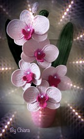 Orchidea fatta all’uncinetto 