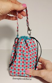 Piccola borsa/sacchetta con coulisse e moschettone a pois azzurri e rossi