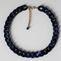 Collana a catena con maglie in acrilico blu notte 