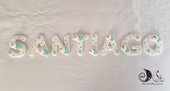 Cake topper Animaletti Lettere bianche a pois azzurri con tartaruga personalizzabile 8 lettere 