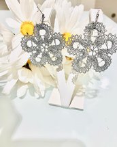 Orecchini fiore argento in pizzo fatti a mano