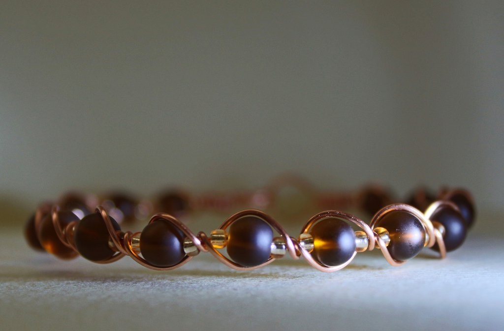 Braccile Rigido In Rame Con 6 Magneti Terapeutici - Saga, Regolabile, Colori Oro, Argento E Rame
