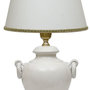 Lampada base larga in ceramica di Castelli smaltata bianco con manici ad anello diametro cm 40 h. cm 58