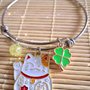 Braccialetto handmade bigiotteria semirigido Regolabile gatto bianco portafortuna quadrifoglio stile giapponese maneki neko 