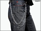 Catena  per pantaloni e jeans, catena tripla in alluminio con ciondolo croce celtica, cm.55 perfetta come regalo